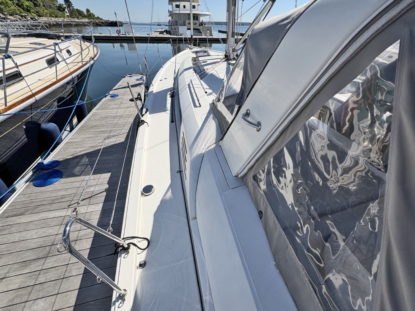 2020 Beneteau Oceanis 51.1 - Image 7
