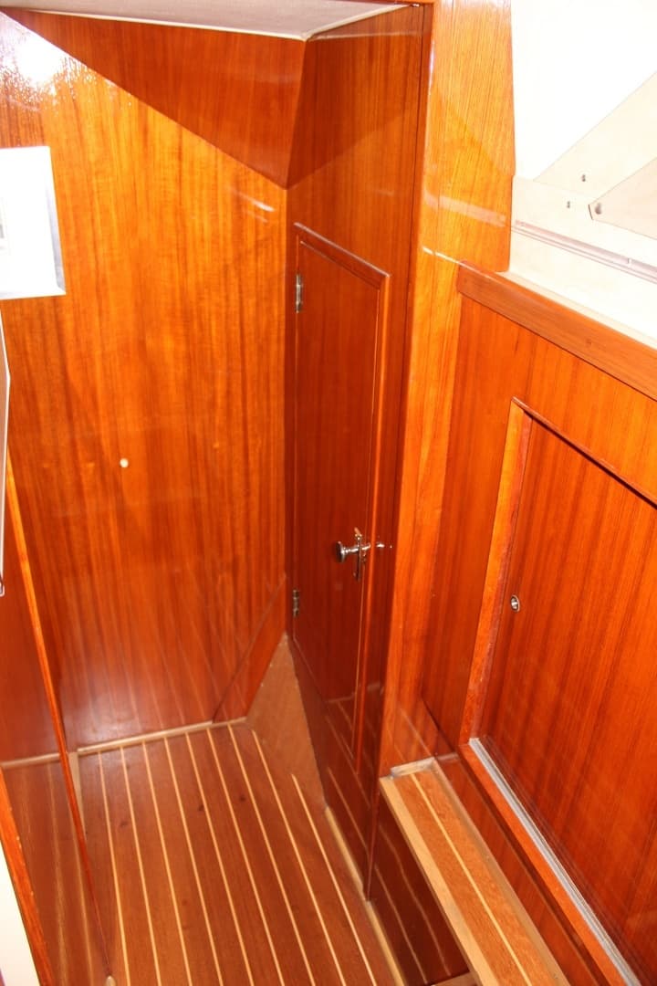 1983 Bertram Motor Yacht - Image 30