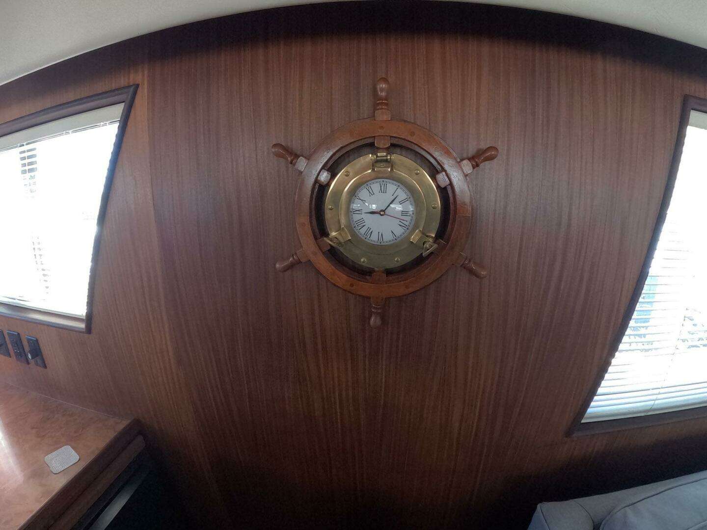 1987 Hatteras 54MY - Image 15