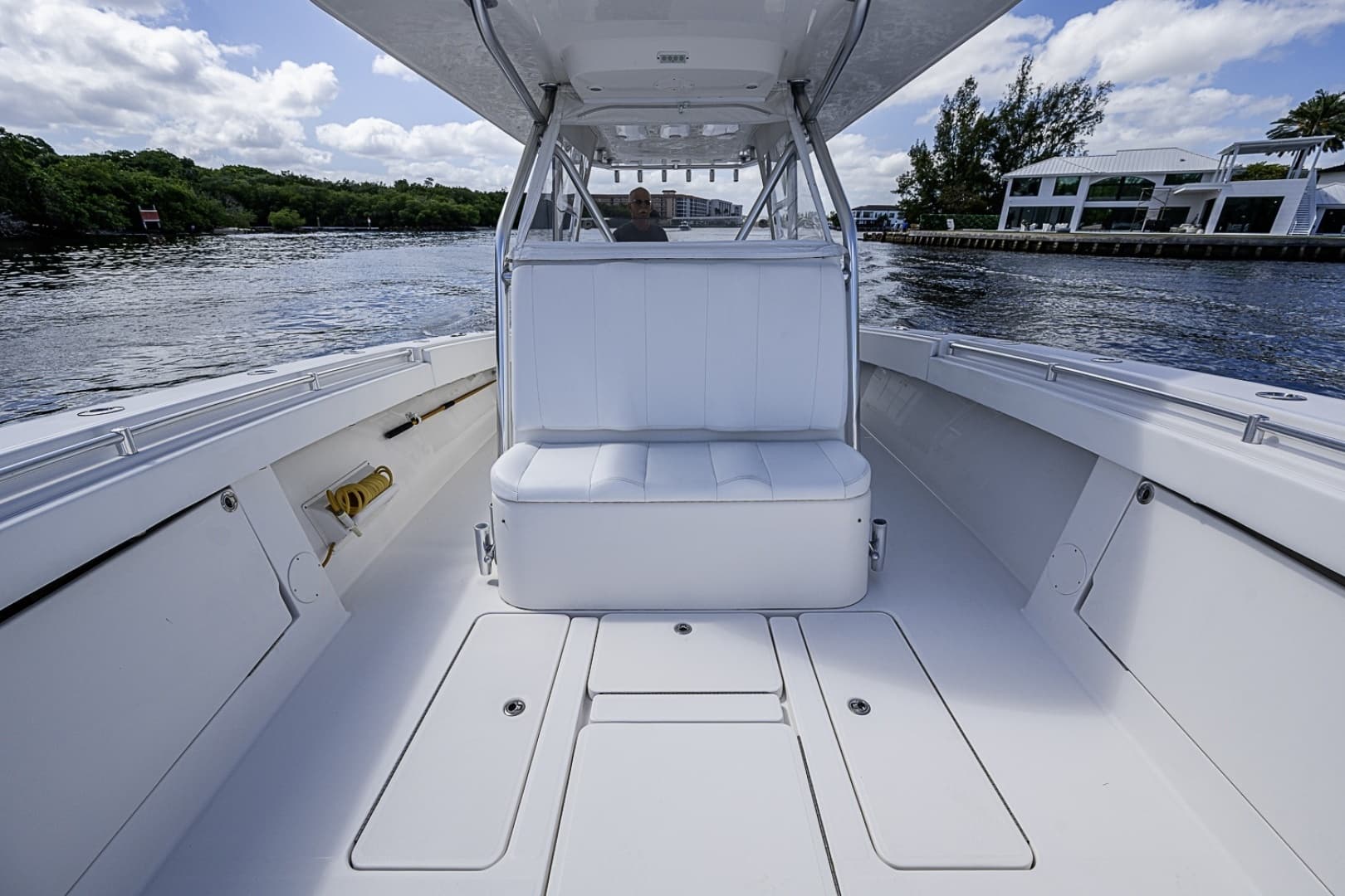2015 Invincible 42 Open Fisherman - Image 9