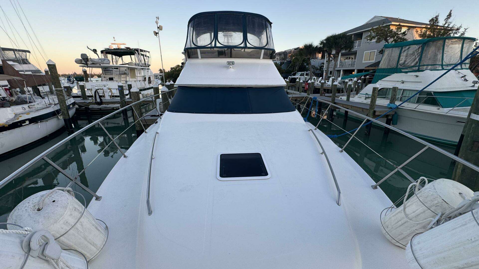 2000 Sea Ray 420 Aft Cabin - Image 60