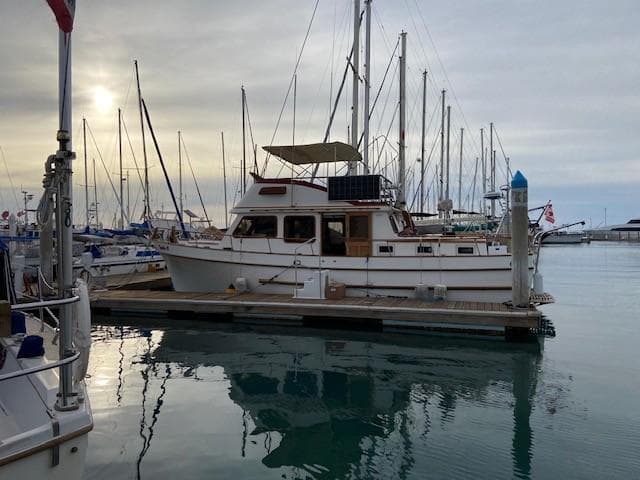 1980 Ocean Alexander 40 Double Cabin - 104