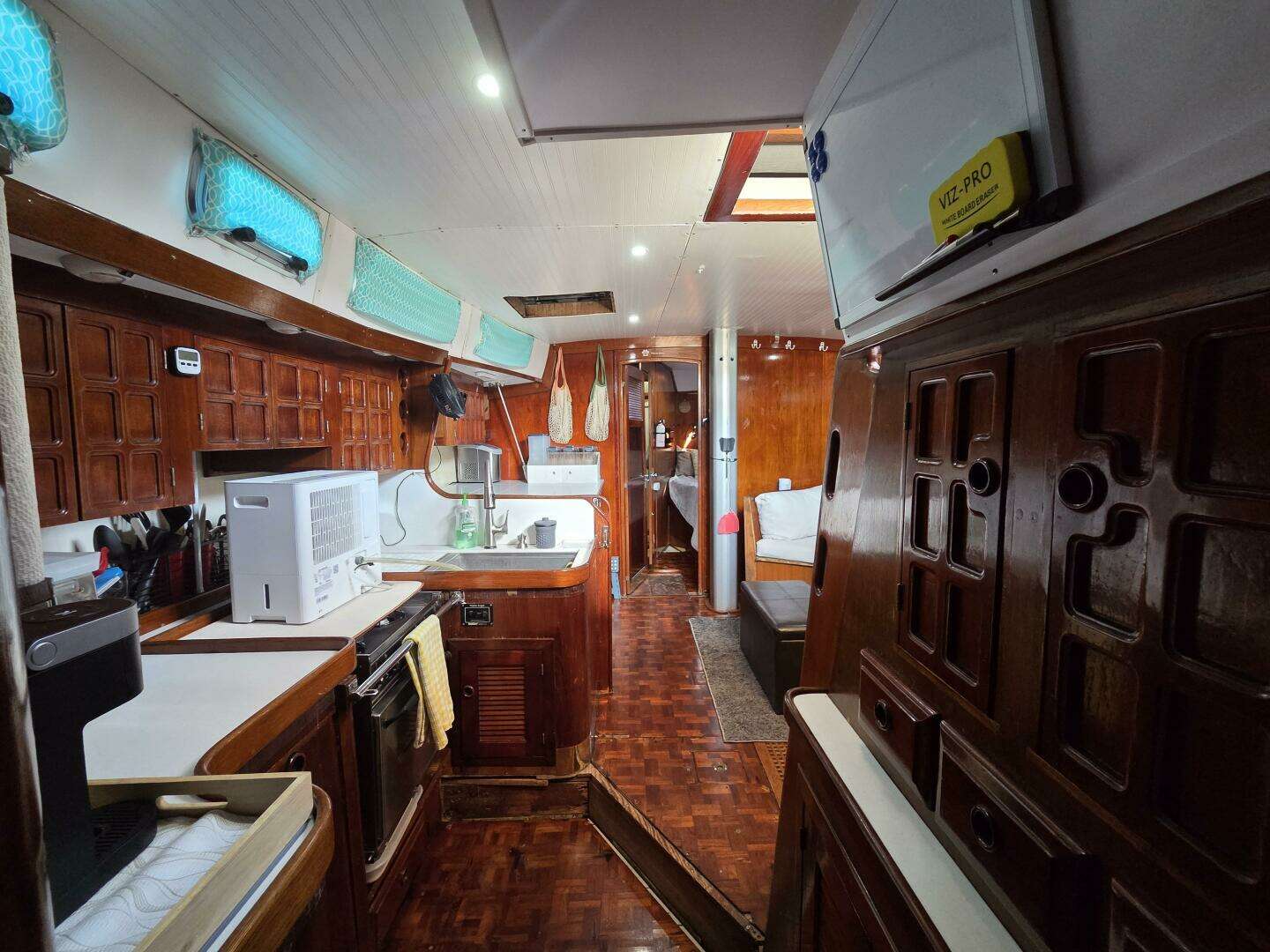 1985 Endeavour 51 - Image 10