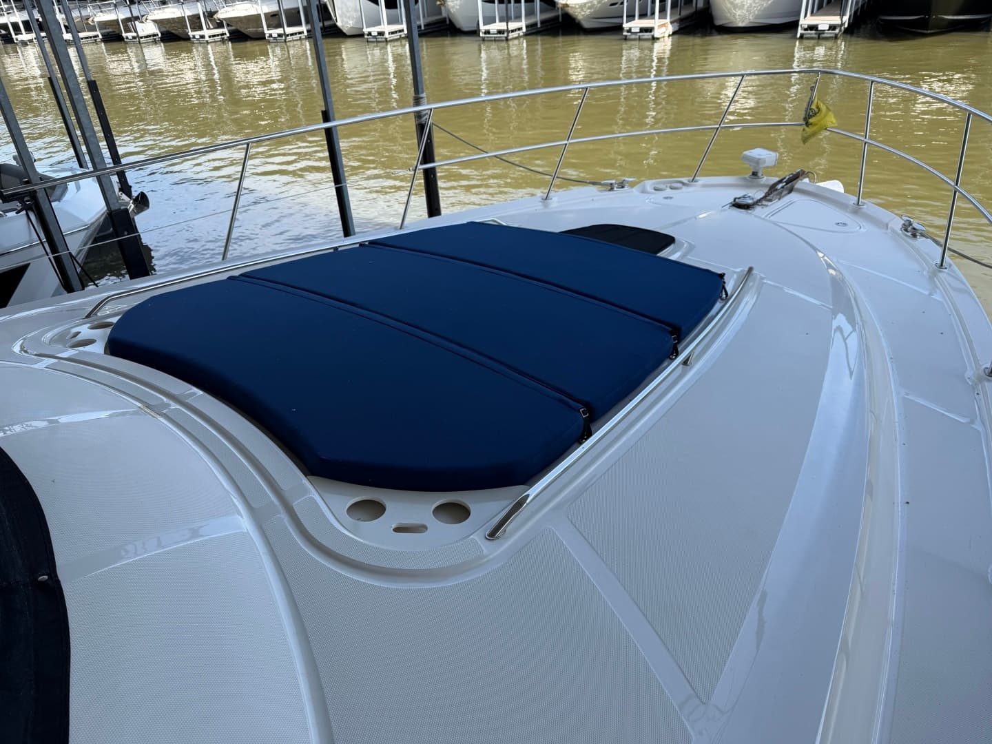 2005 Sea Ray 550 SEDAN BRIDGE - Image 8