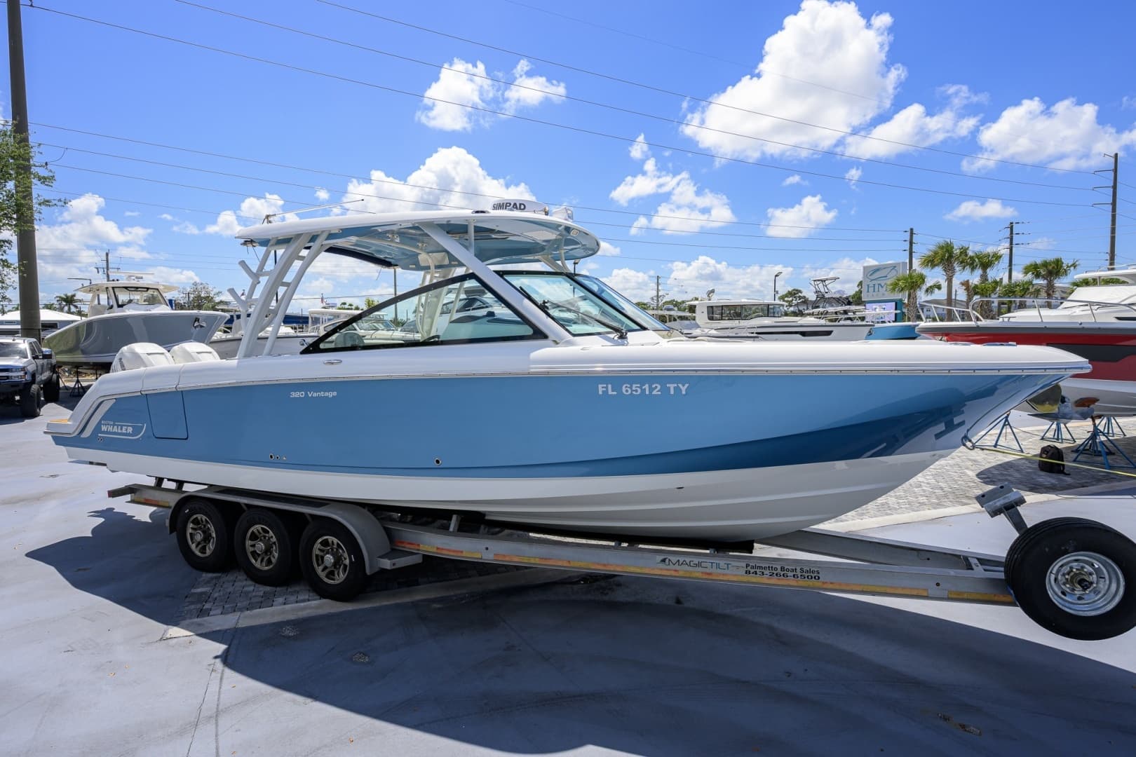 2023 Boston Whaler Vantage - Image 15