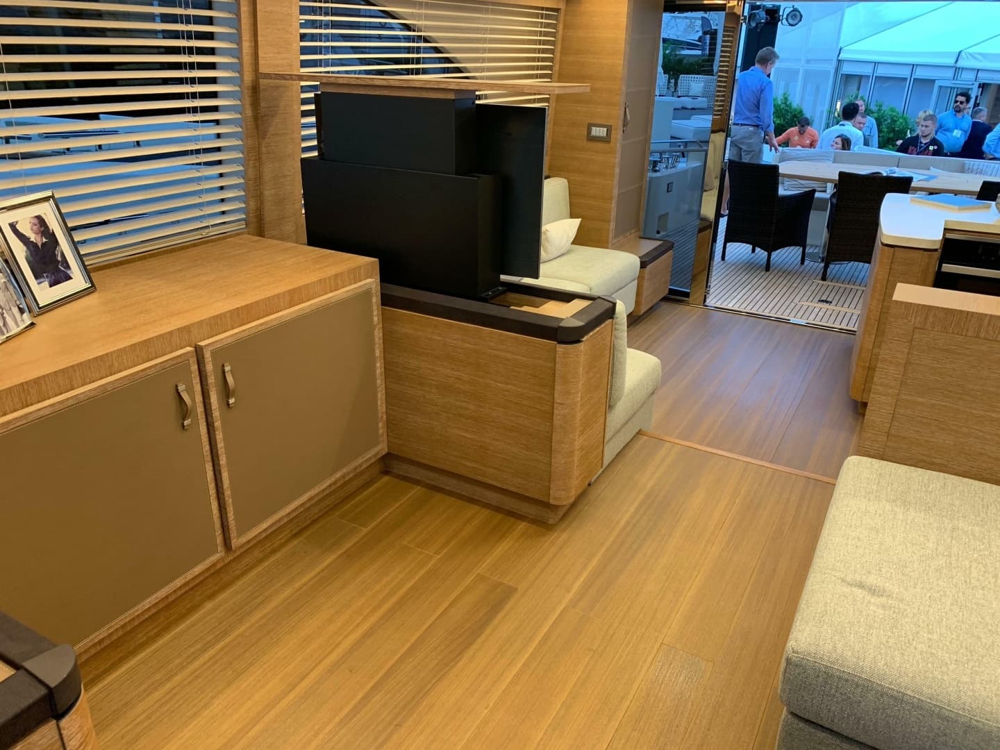 2018 Monte Carlo Yachts MCY 65 - Image 44