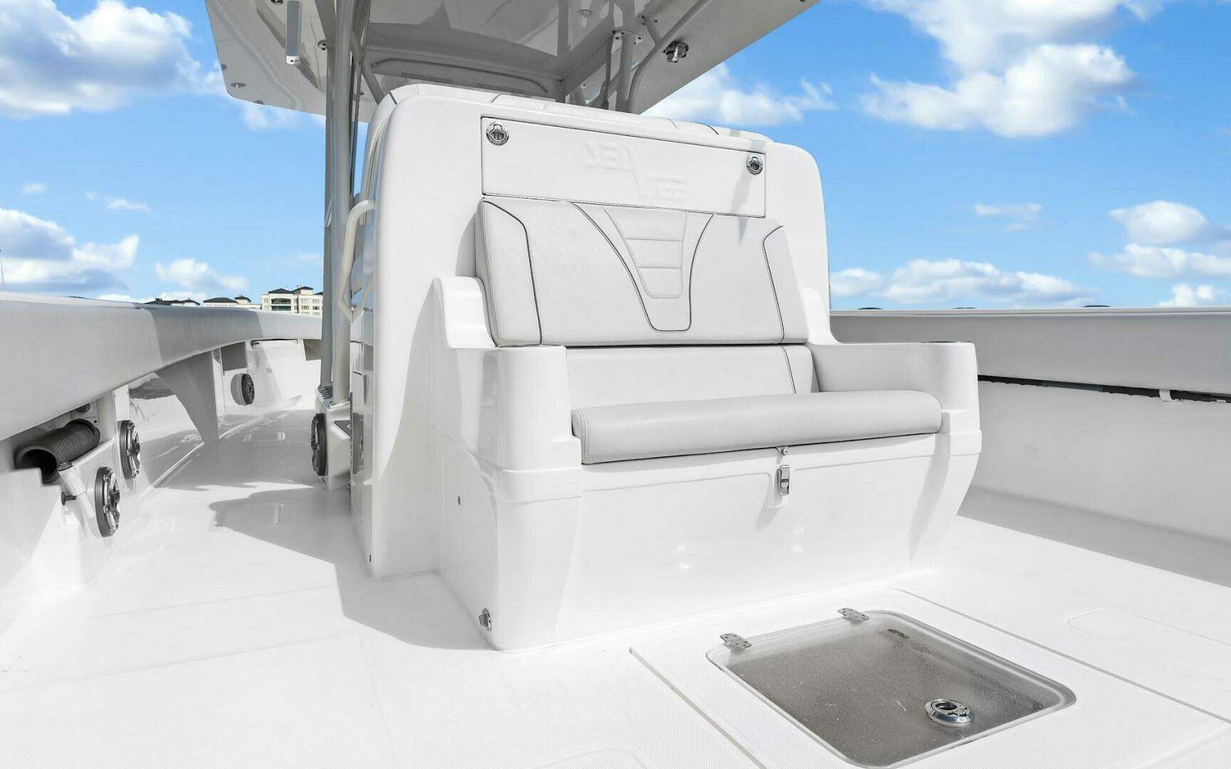 2019 SeaVee 390Z - Image 21