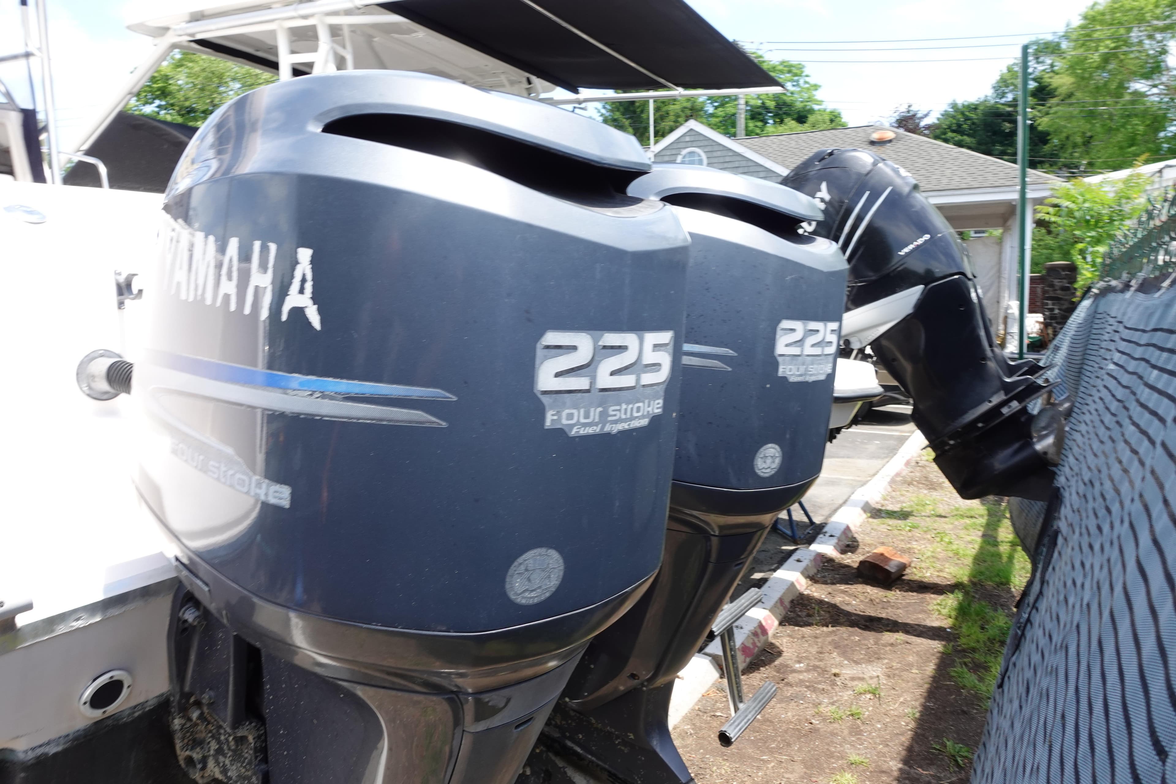 Twin Yamaha 225 outboard engines on a 2002 Grady-White Sailfish 282 boat.