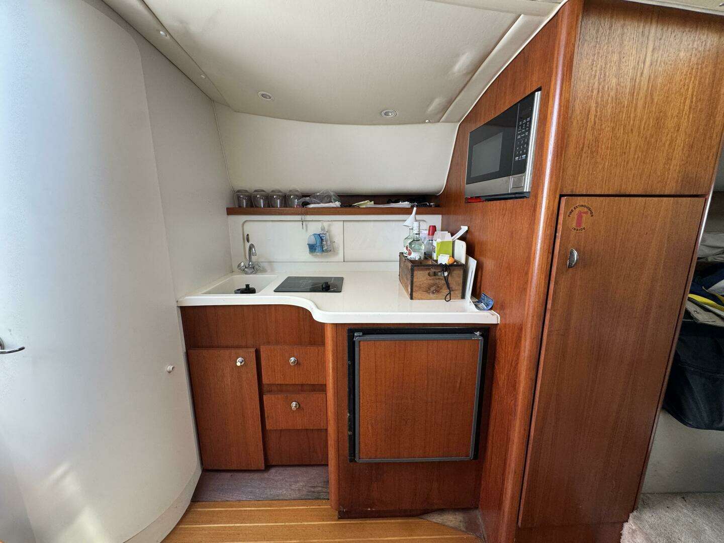 1999 Tiara Yachts 2900 Open - Image 24