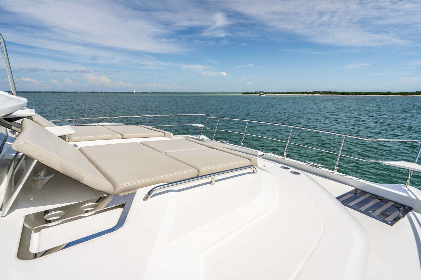 2024 Aquila 54 Yacht - Image 13