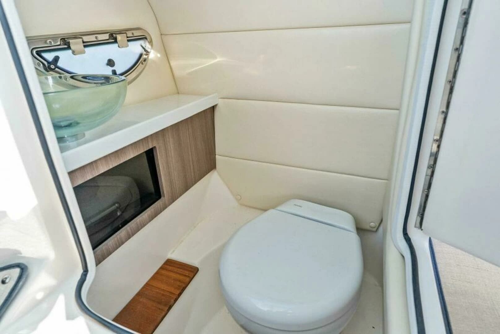 2023 Regal 29 OBX - Image 22