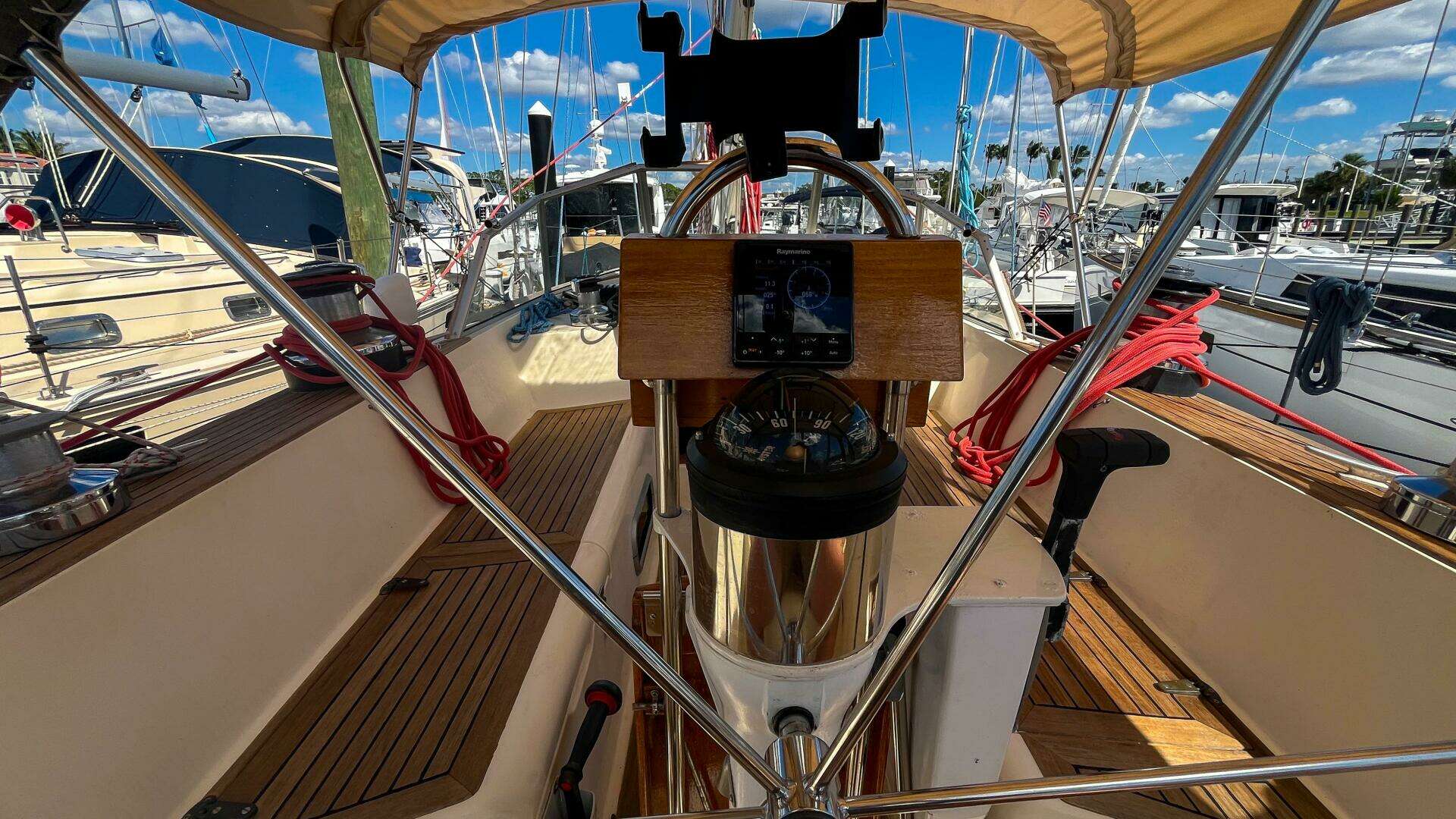 1991 Oyster Lightwave 48 - Image 31
