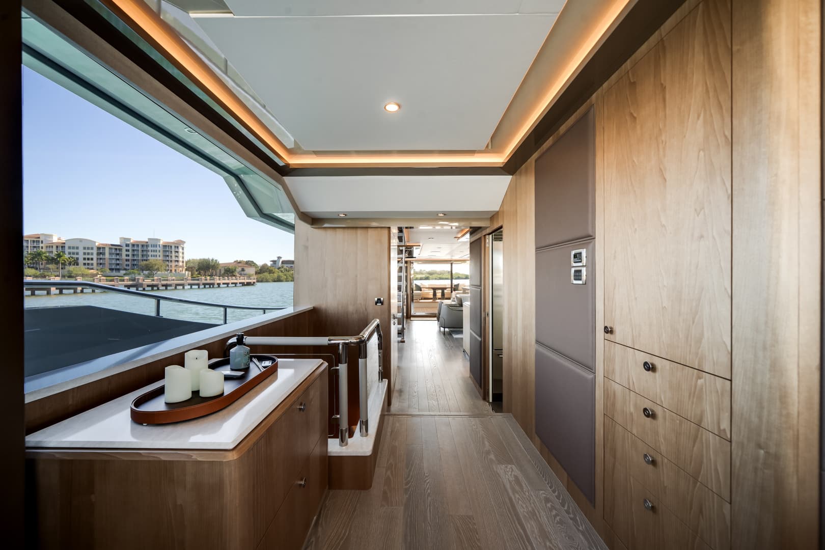 2025 Ocean Alexander 28L - Image 25