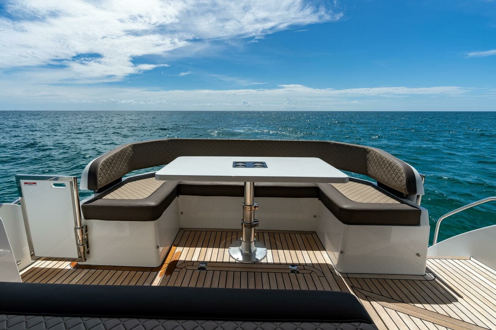 2022 Galeon 425 HTS - Image 14