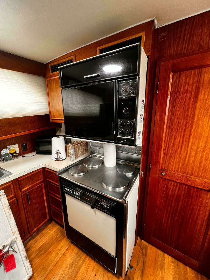 1980 Hatteras 58 MY - Image 67