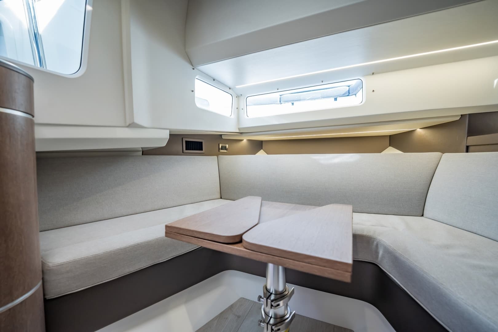 2023 Galeon — - Image 52
