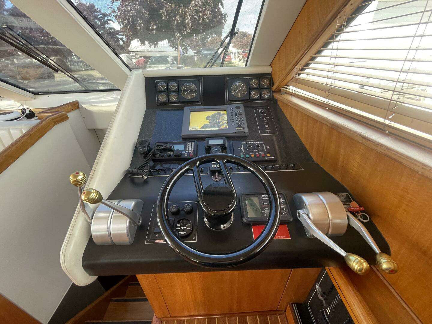 1993 Viking 50 Motor Yacht - Image 59