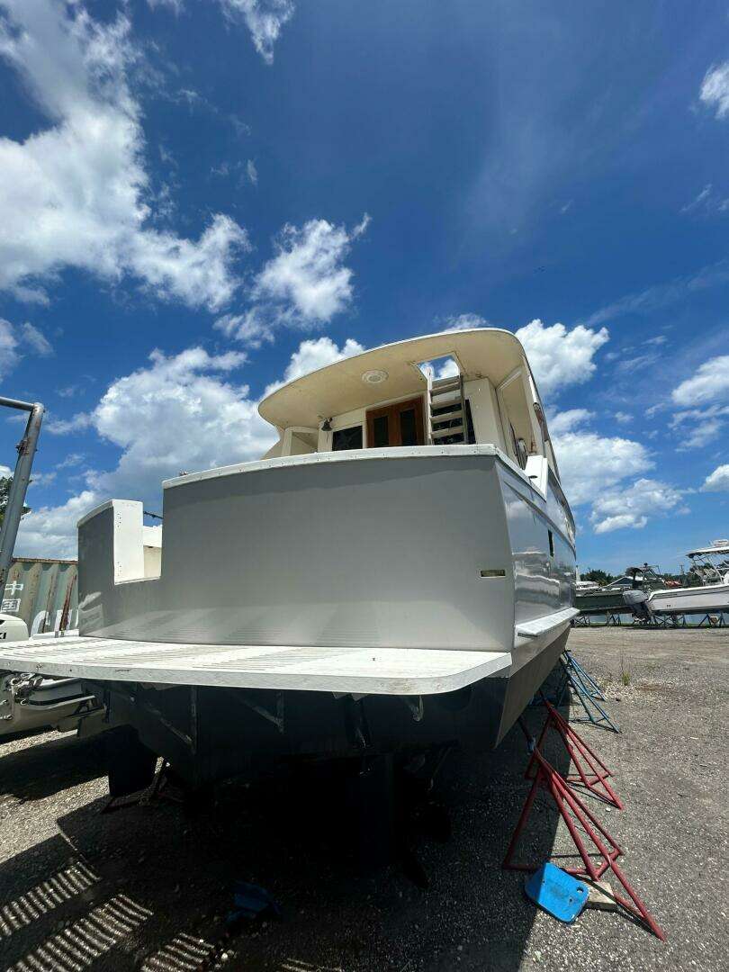 1983 Hatteras — - Image 6