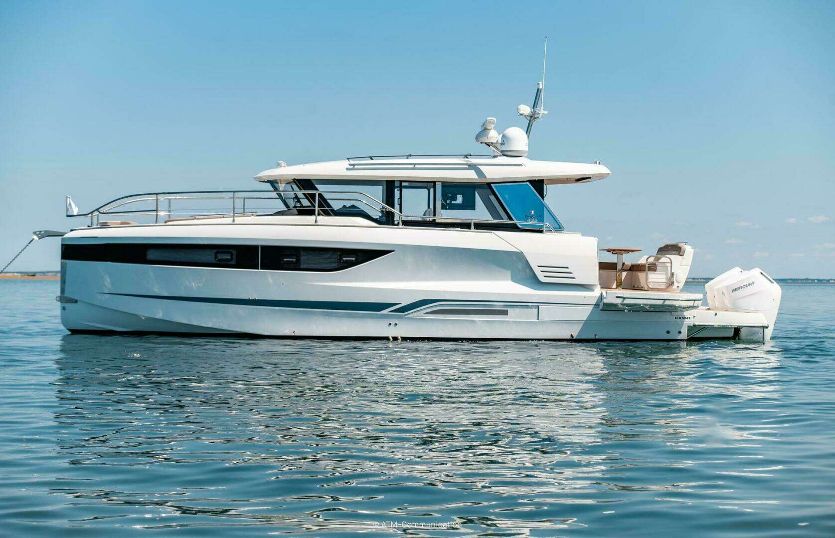2026 Wellcraft 44 Explorer - Image 26