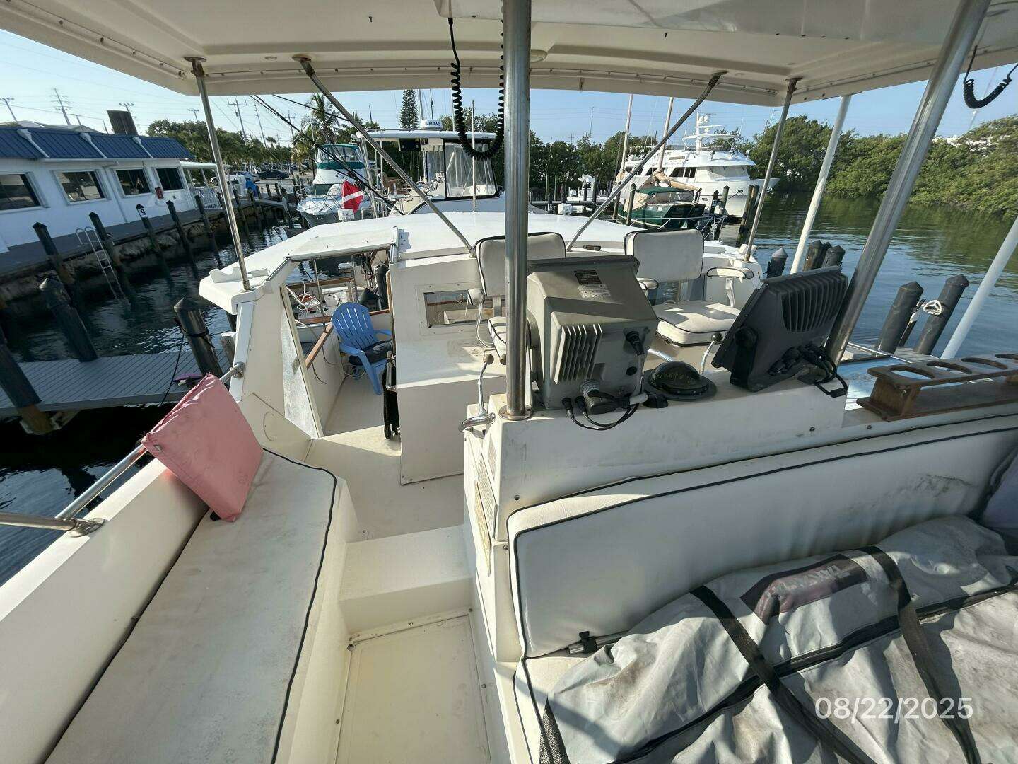1984 Viking 44 - Image 15