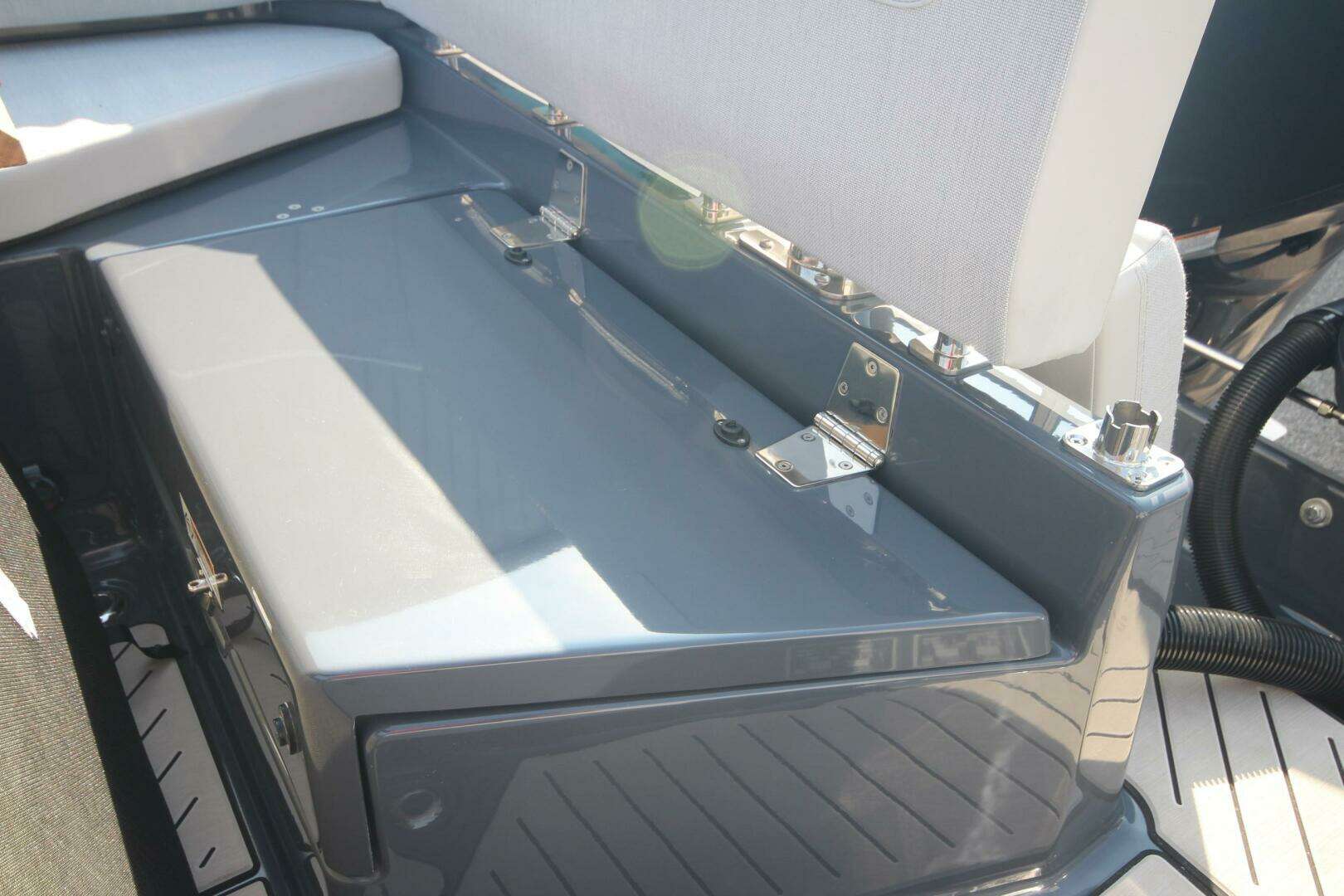 2024 Zodiac Medline 9 NEO - Image 13