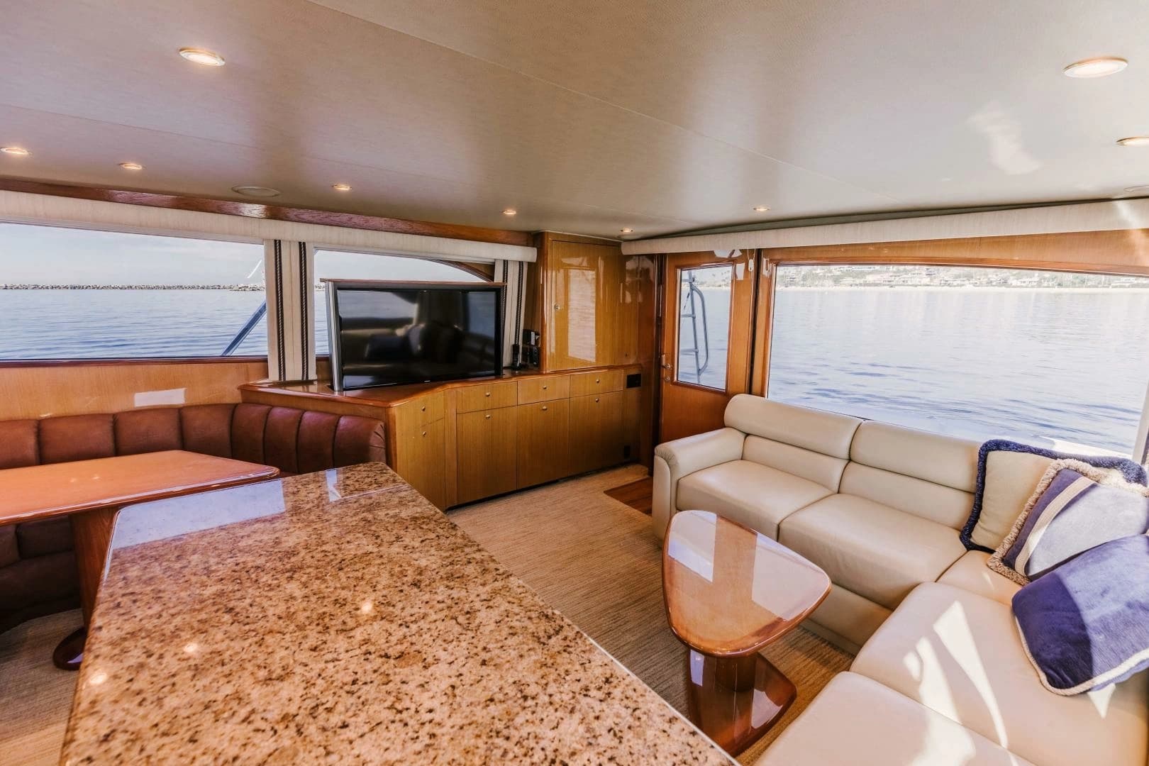 2003 Viking 56 Convertible - Image 27