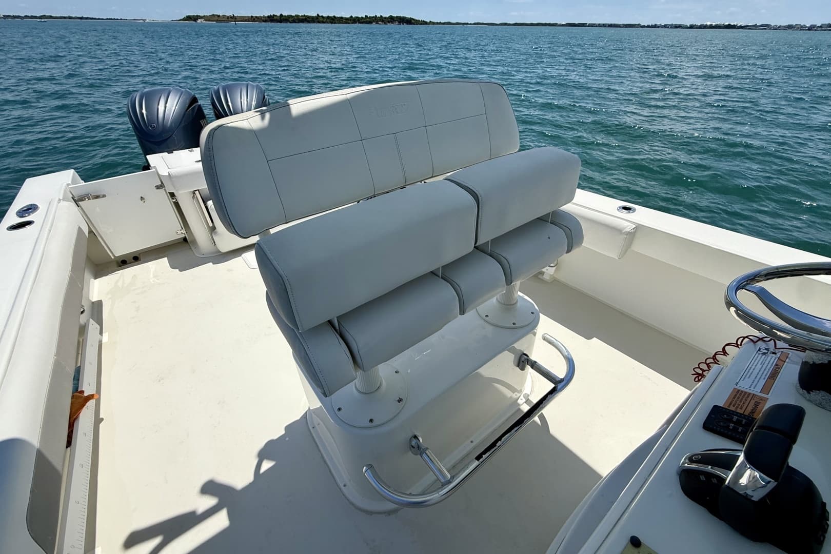 2022 Parker 2801 - Image 28
