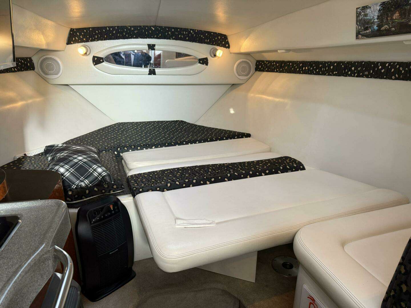 2002 Wellcraft Martinique 2600 - Image 18