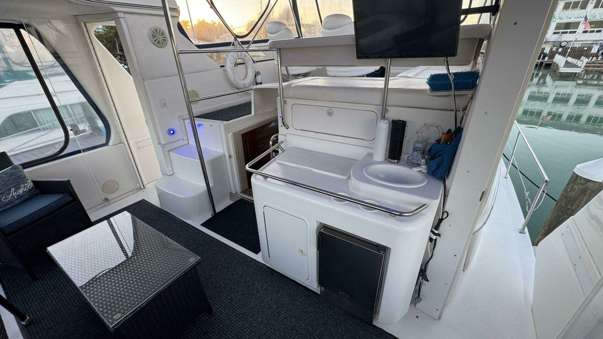 2000 Sea Ray 420 Aft Cabin - Image 11