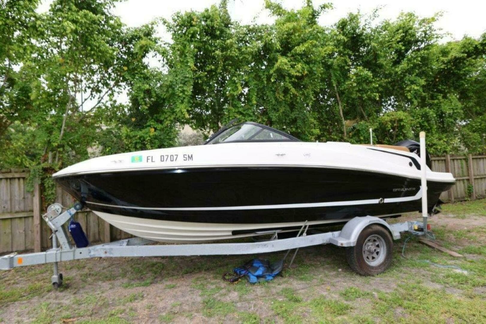 2019 Bayliner VR5 Bowrider OB - Image 26