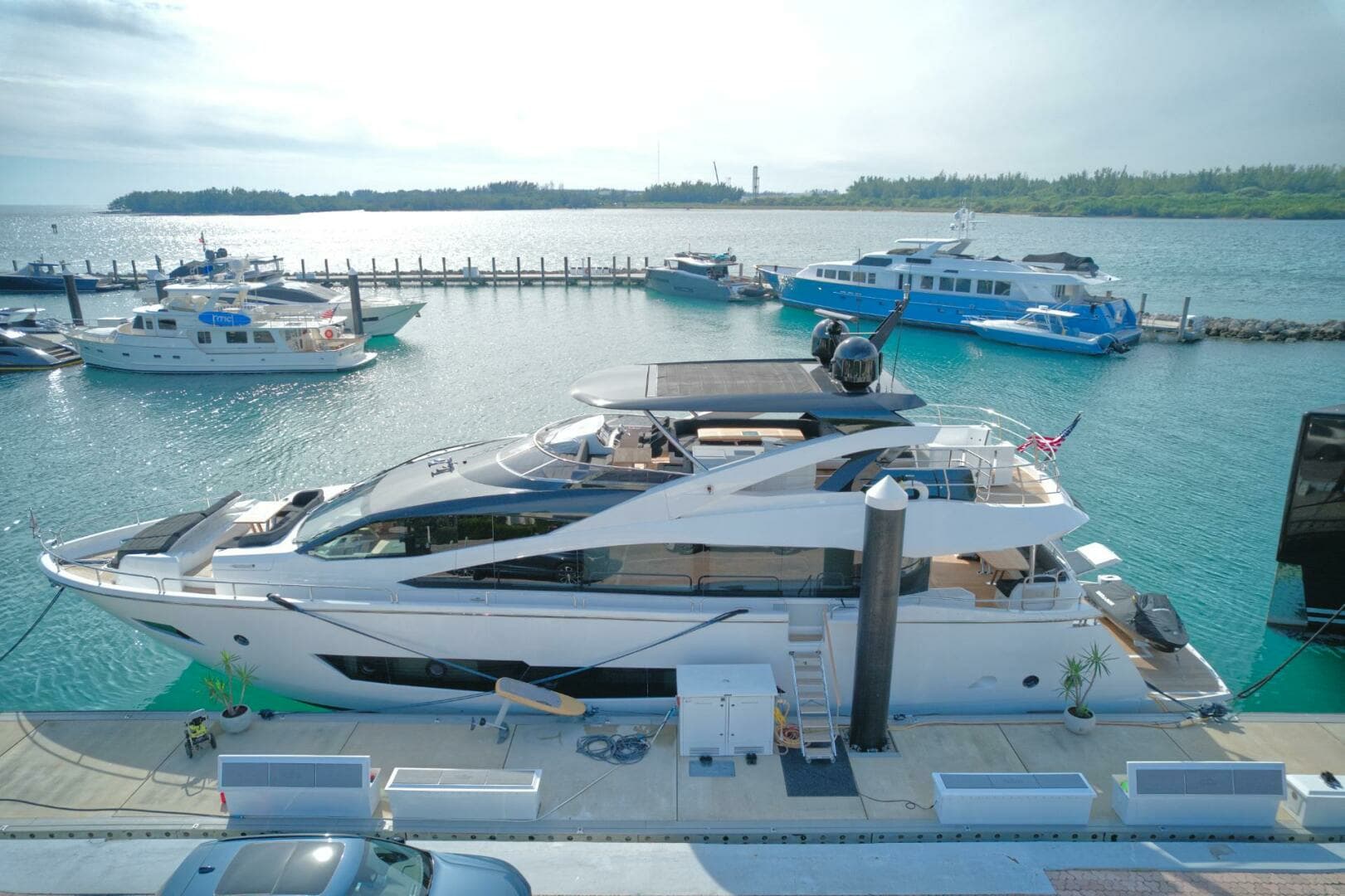 2018 Sunseeker 86 Yacht - Image 5