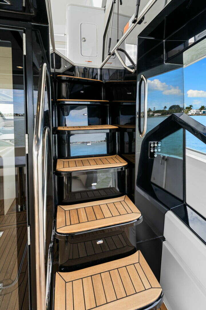 2026 Cruisers Yachts 57 FLY - Image 49