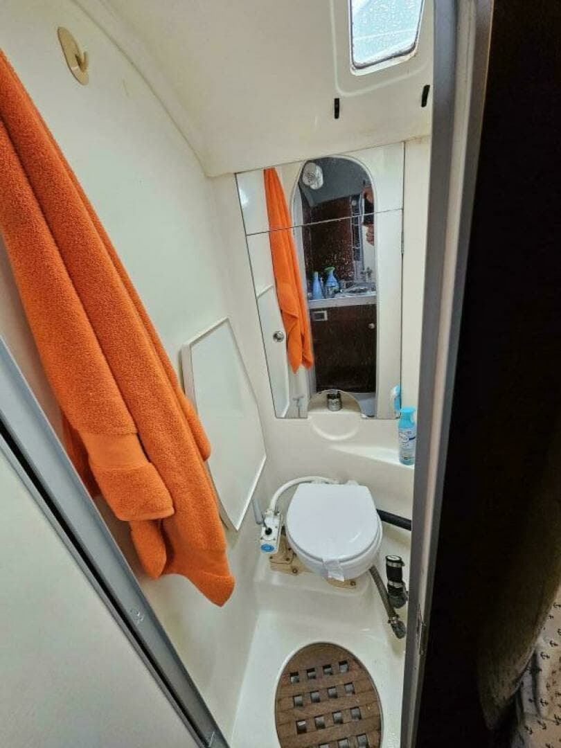 1990 Beneteau First 41 S5 - Image 23