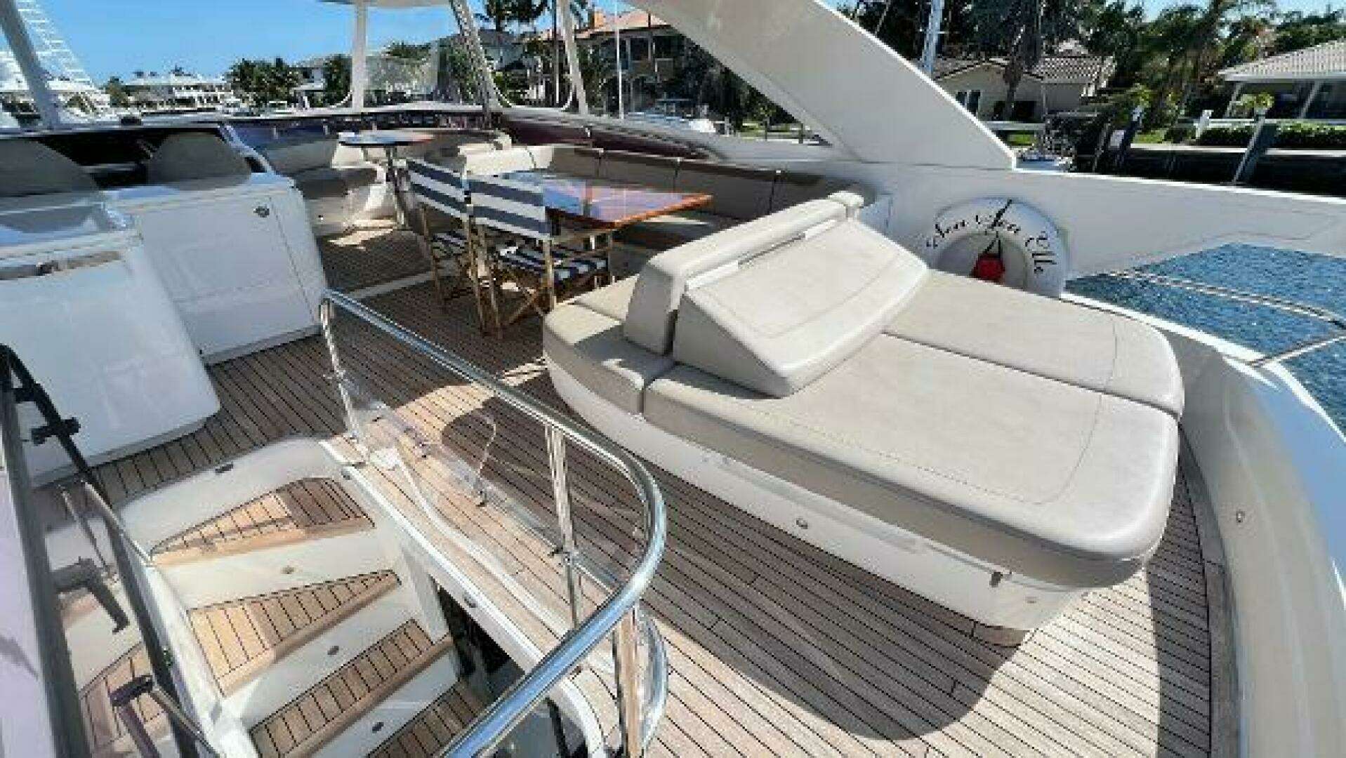 2019 Princess F62 - Image 37