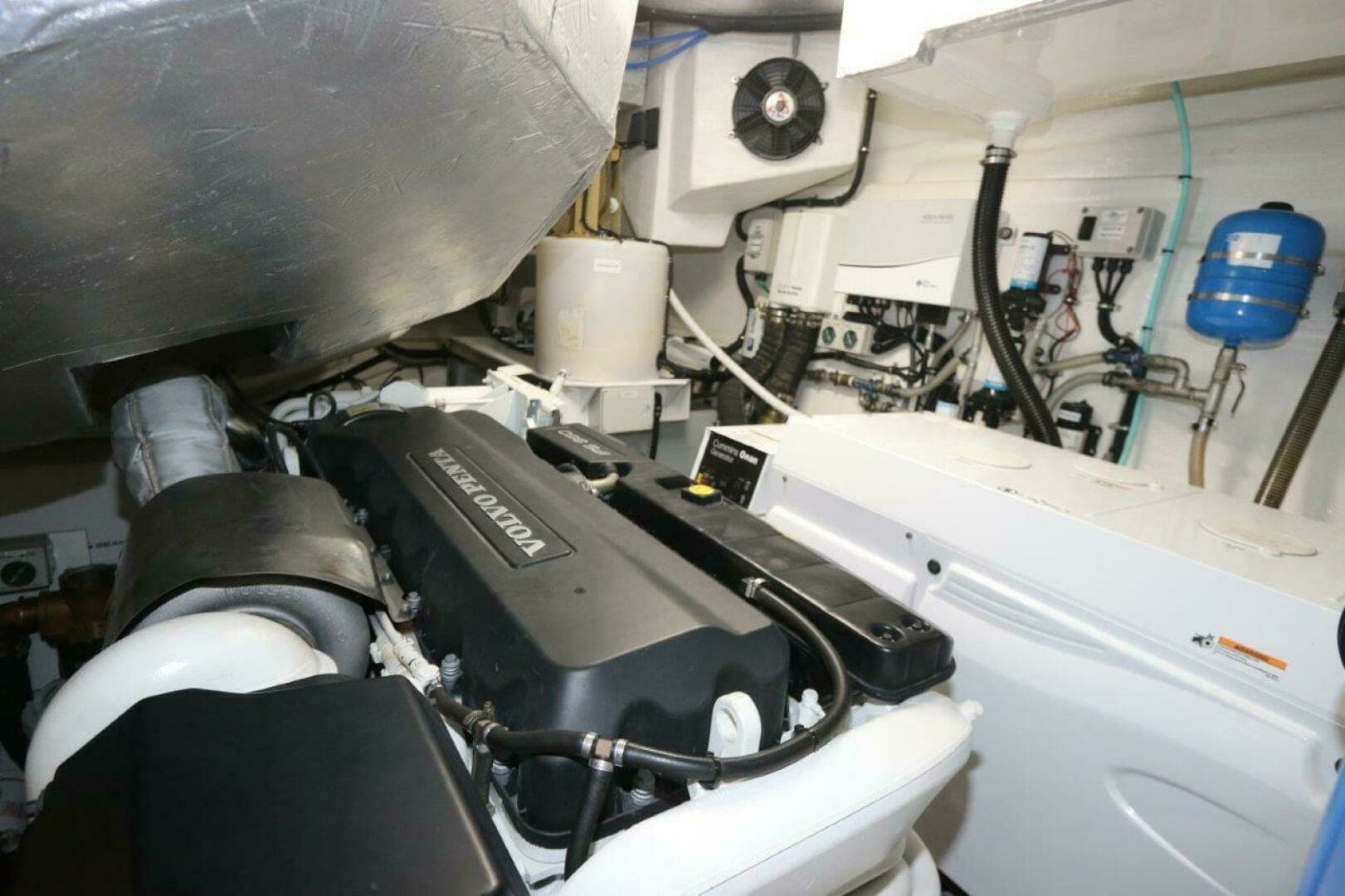 2020 Riviera 6000 Sport Yacht - Image 50