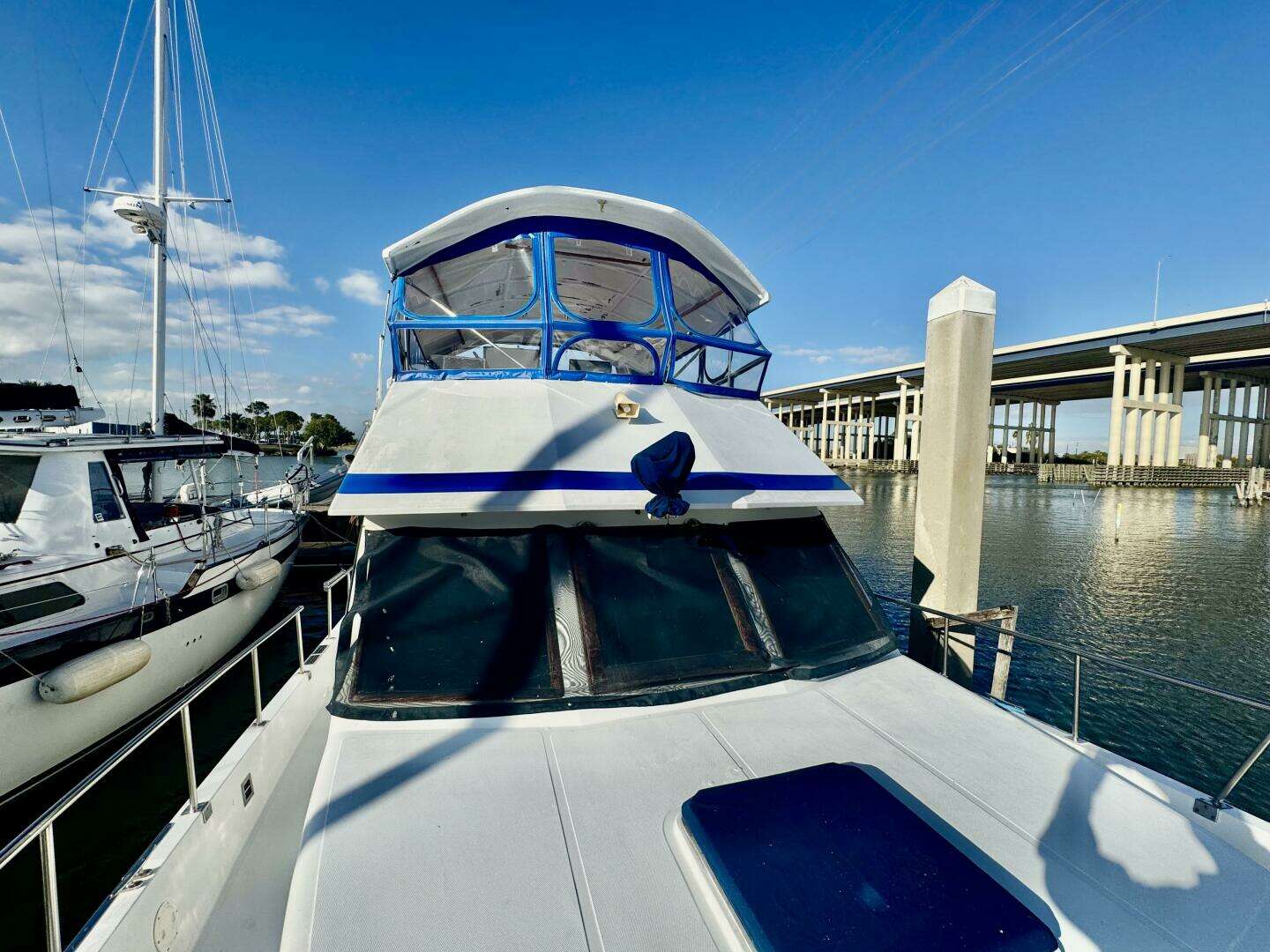 1986 Marine Trader 47 Tradewinds - Image 5