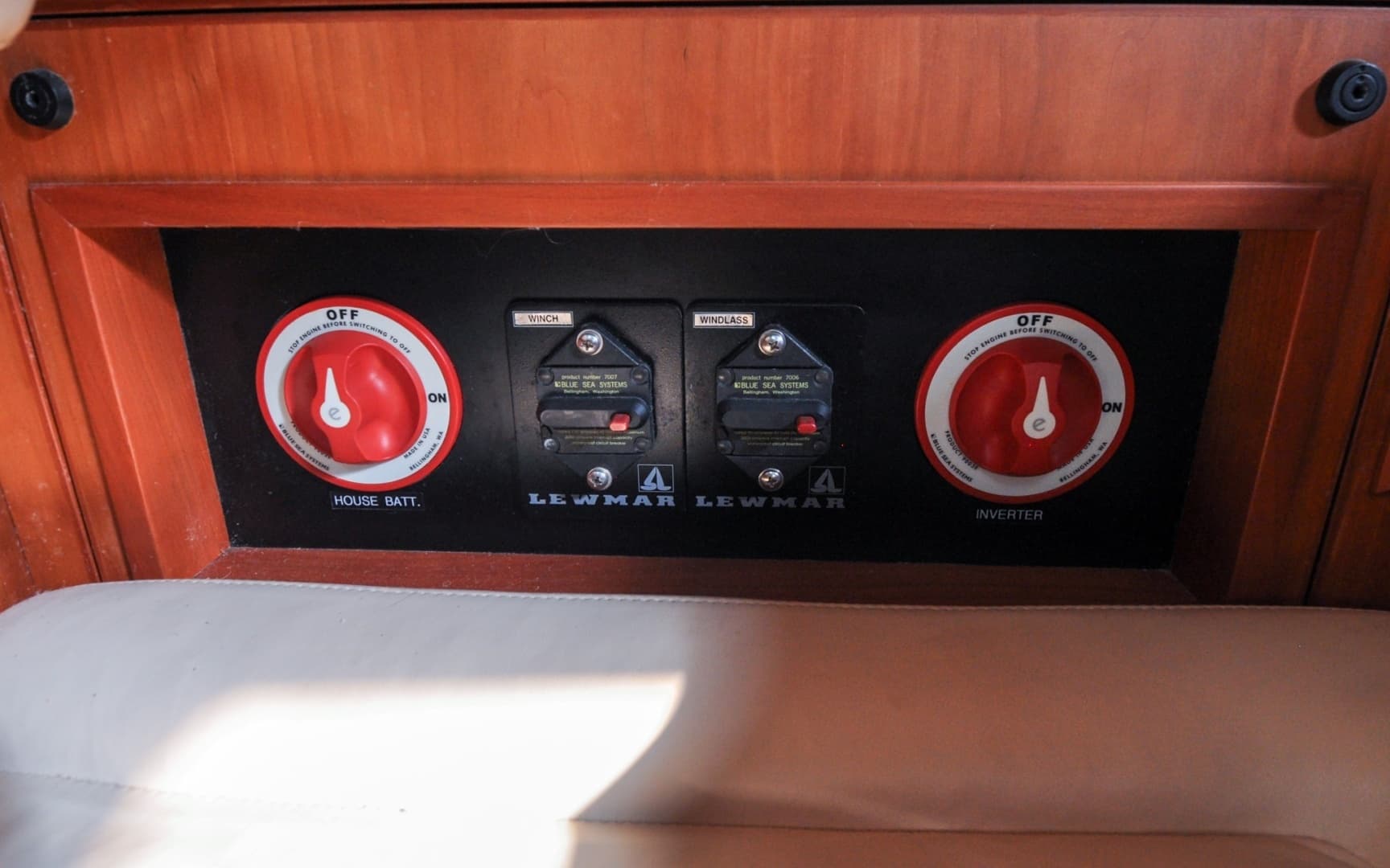 2004 Sabre 426 - Image 99