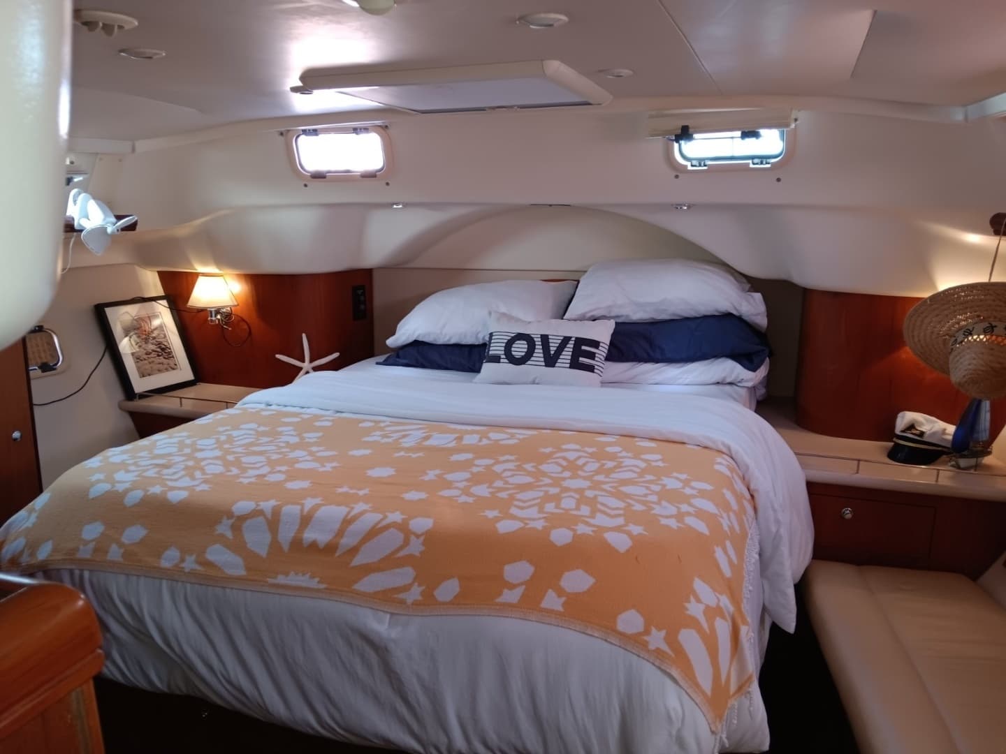 2007 Hunter Center Cockpit - Image 44