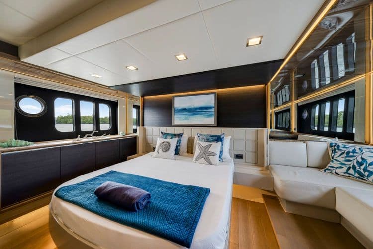 2018 Absolute 60 Fly - Image 39