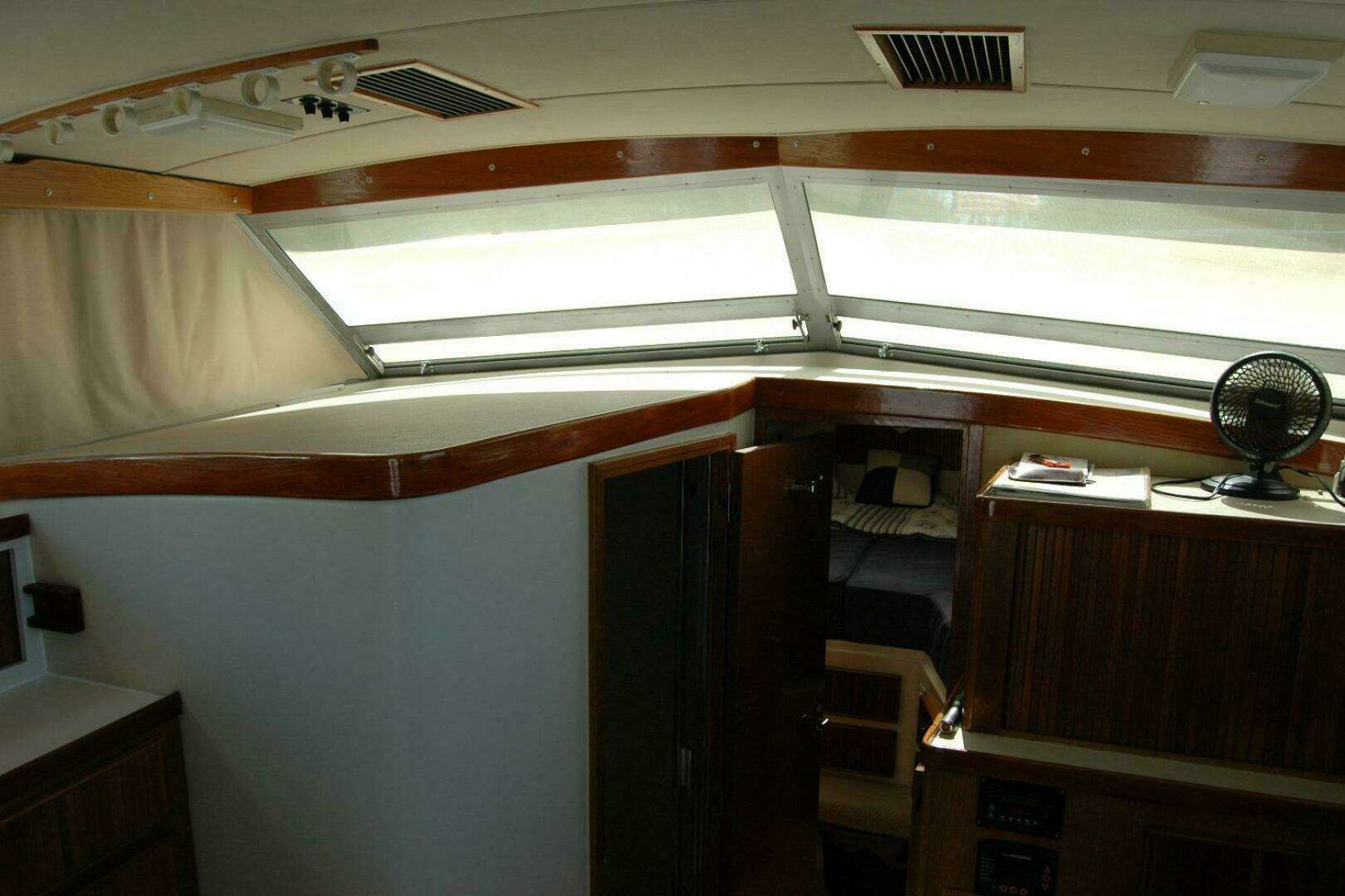 1987 Bertram 33 Sport Fisherman - Image 63