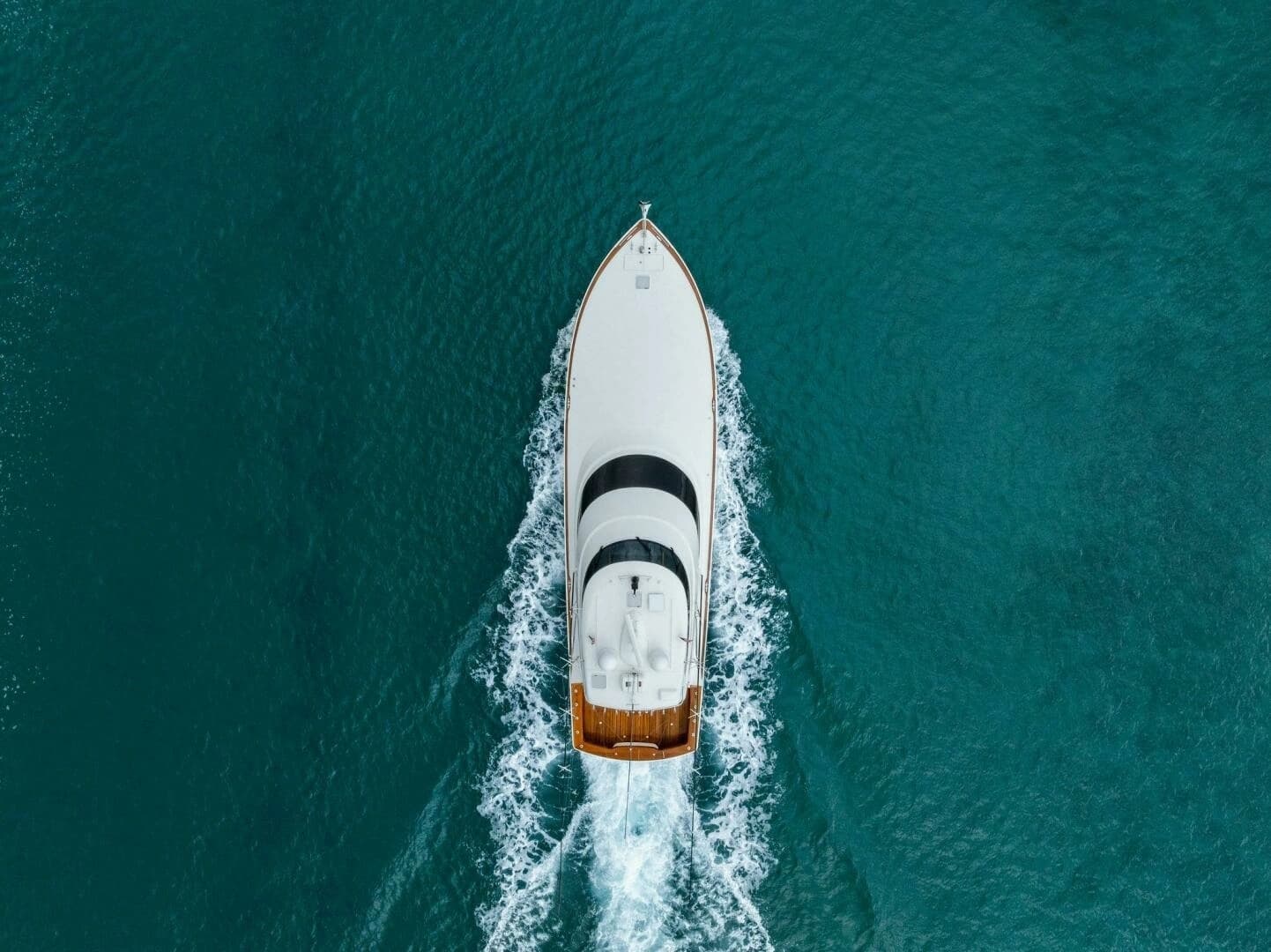 2022 Viking 68 Enclosed Bridge - Image 92