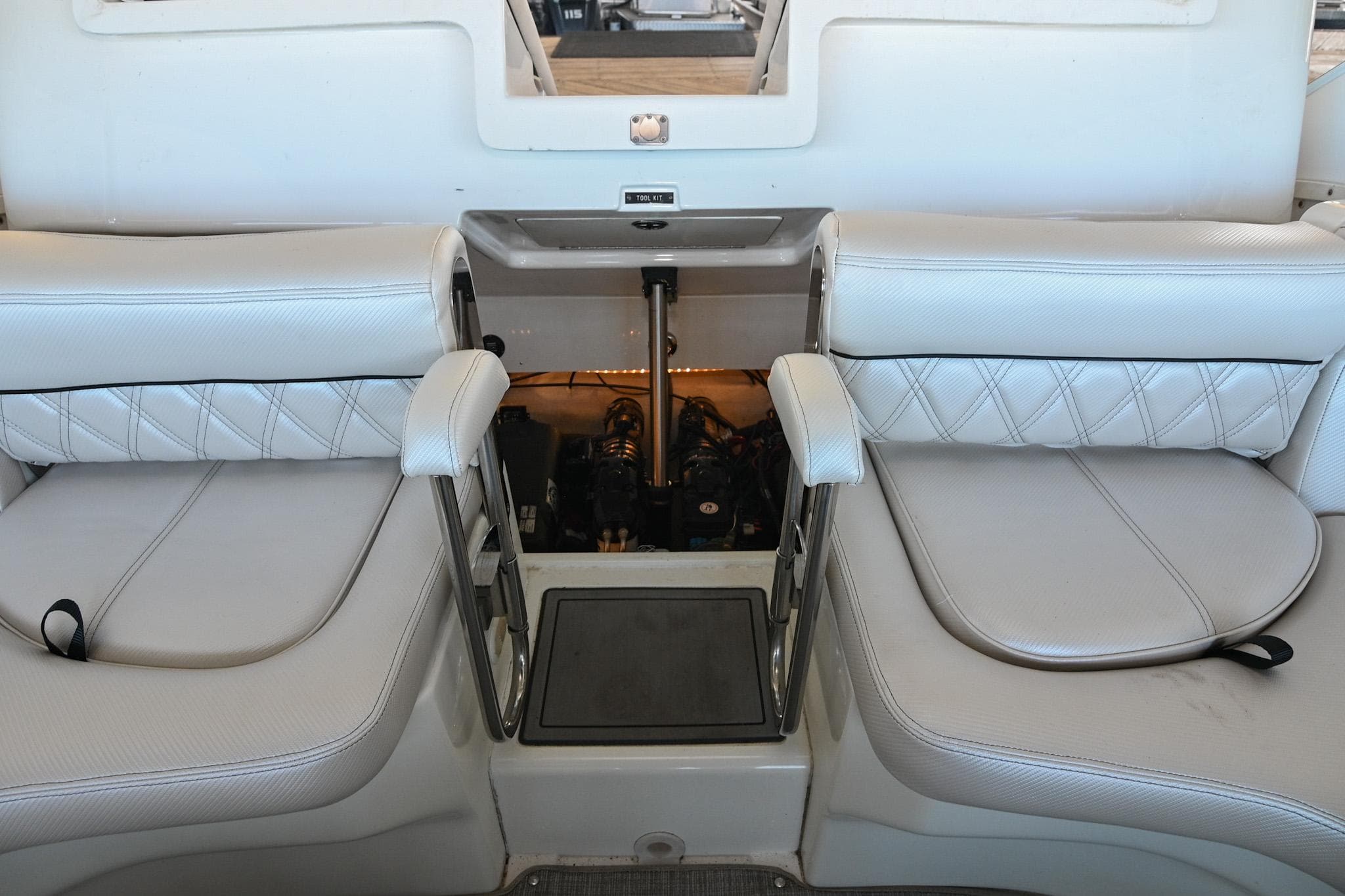 2004 Cobalt 360 - 89