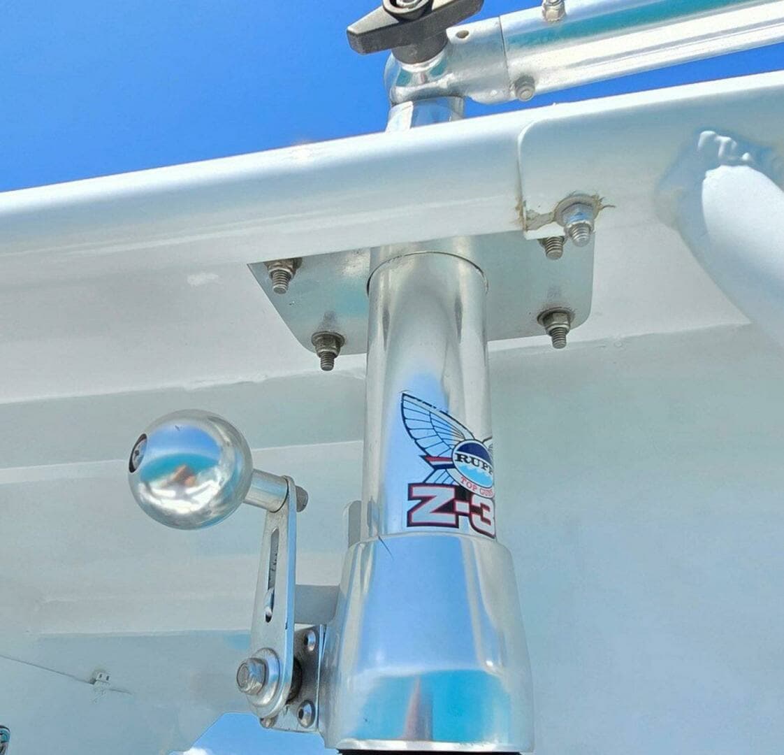 2012 Contender Custom 33 Center Console - Image 17