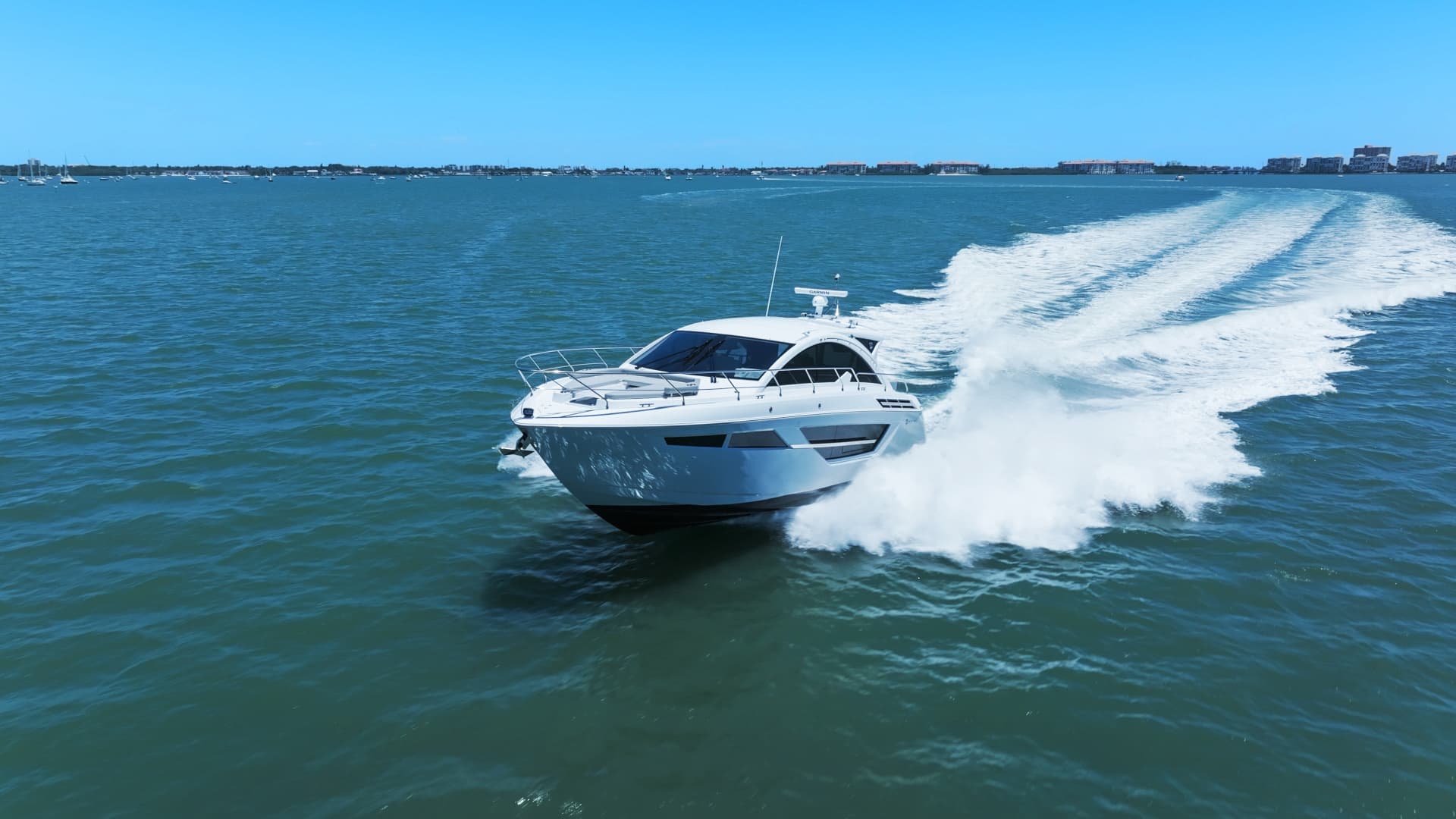 2025 Cruisers Yachts 50 Cantius - Image 14
