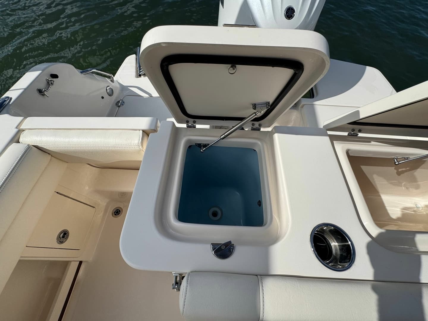 2023 Grady-White Fisherman 236 - Image 11