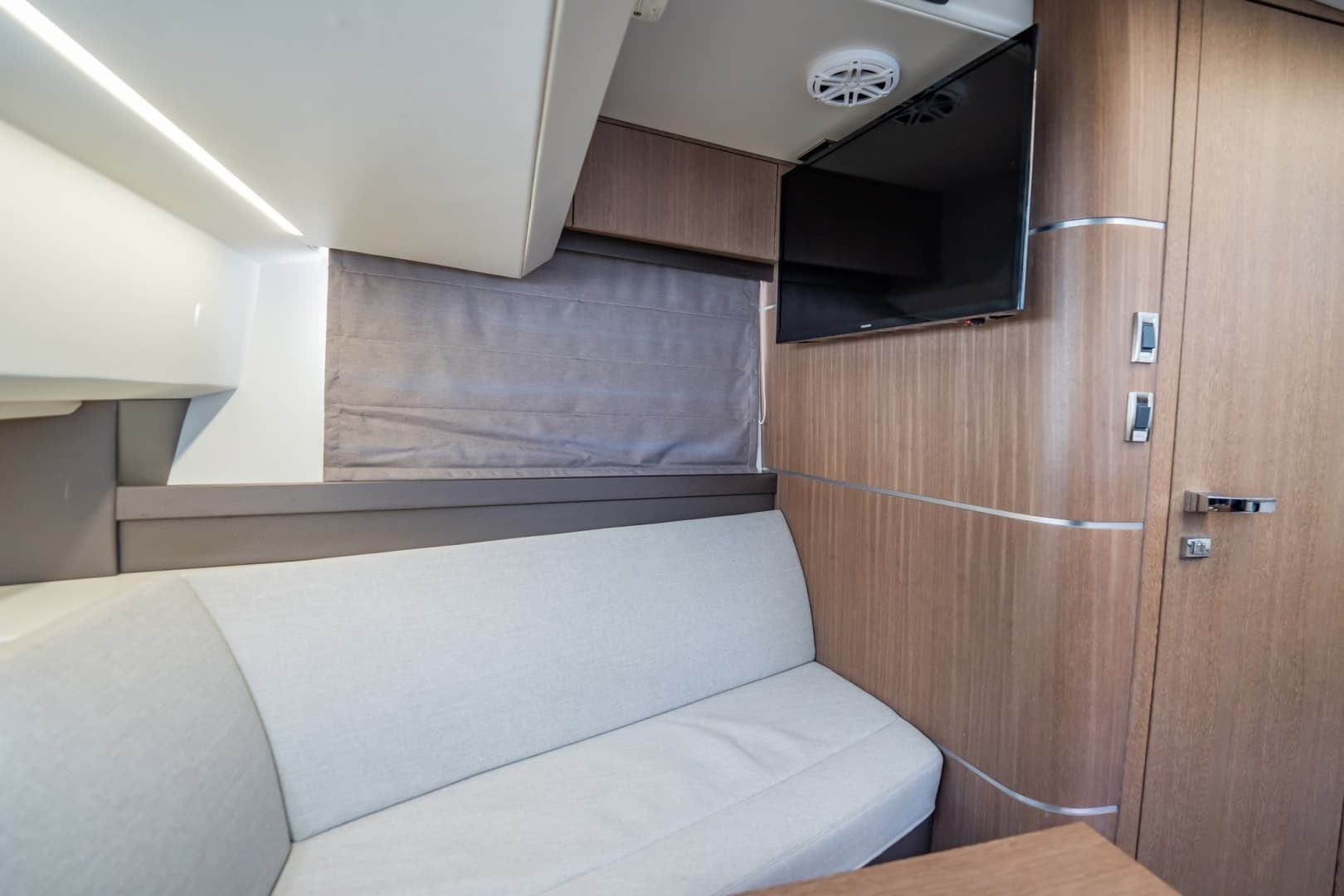 2023 Galeon — - Image 49