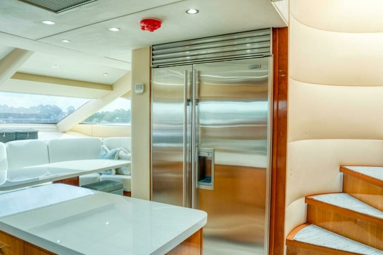 2007 Hatteras 80 Enclosed Bridge - Image 17