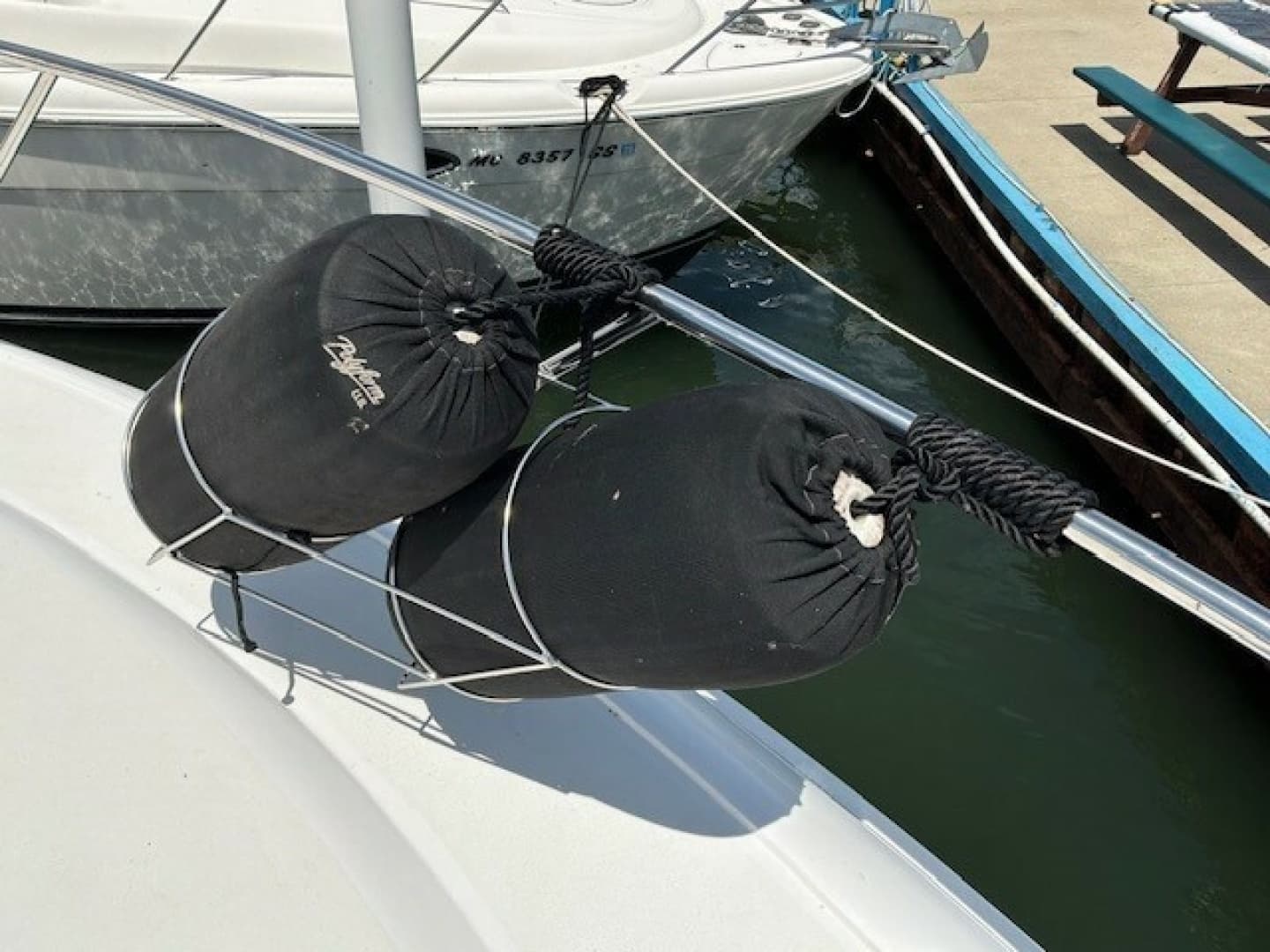 2000 Silverton 41 Convertible - Image 39