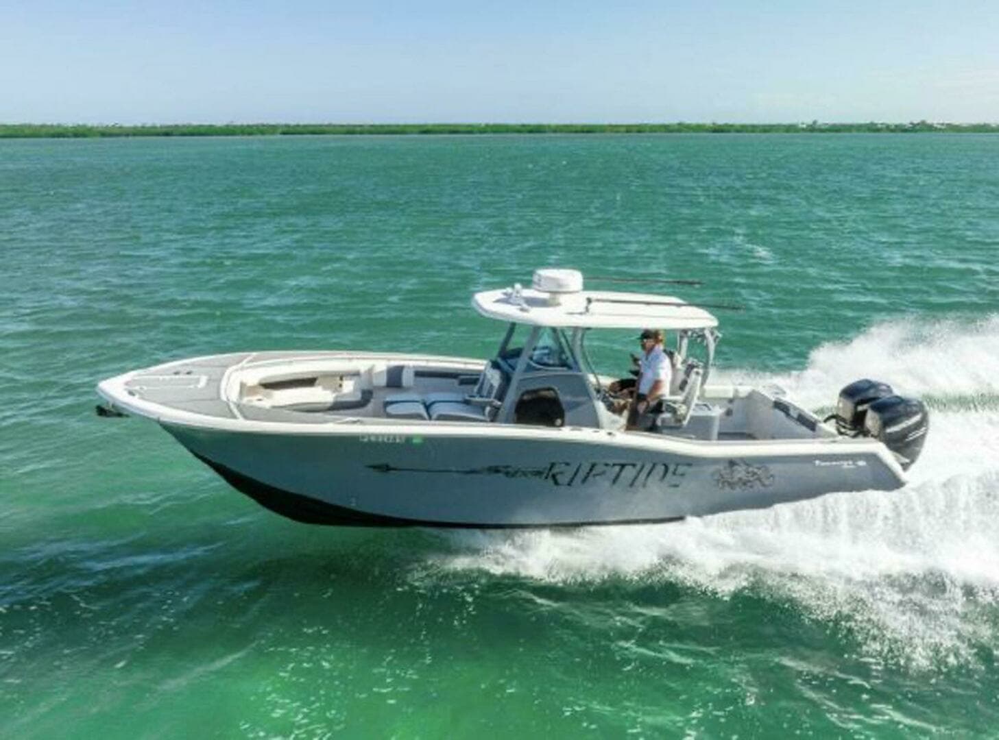 2020 Tidewater 320 CC Adventure - Image 28