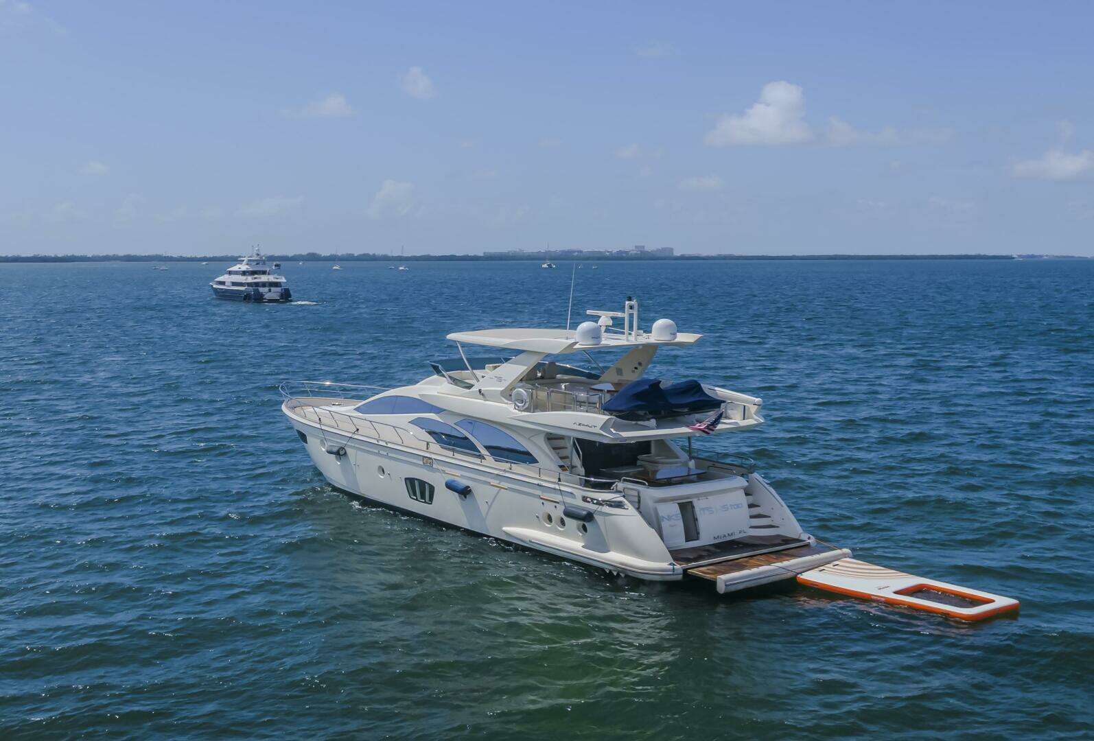 2008 Azimut 75 - Image 13